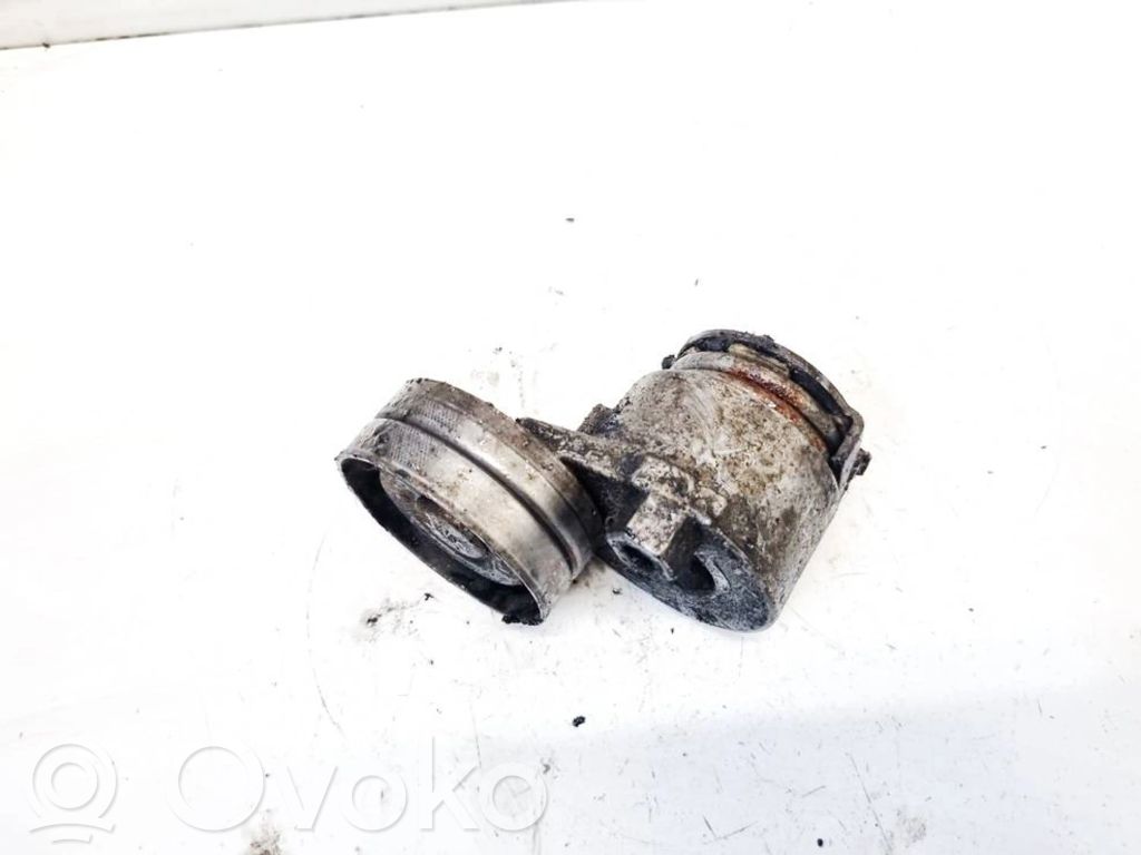 Opel Vivaro Tensor de correa del alternador