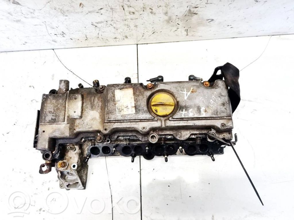 Opel Zafira A Culata del motor