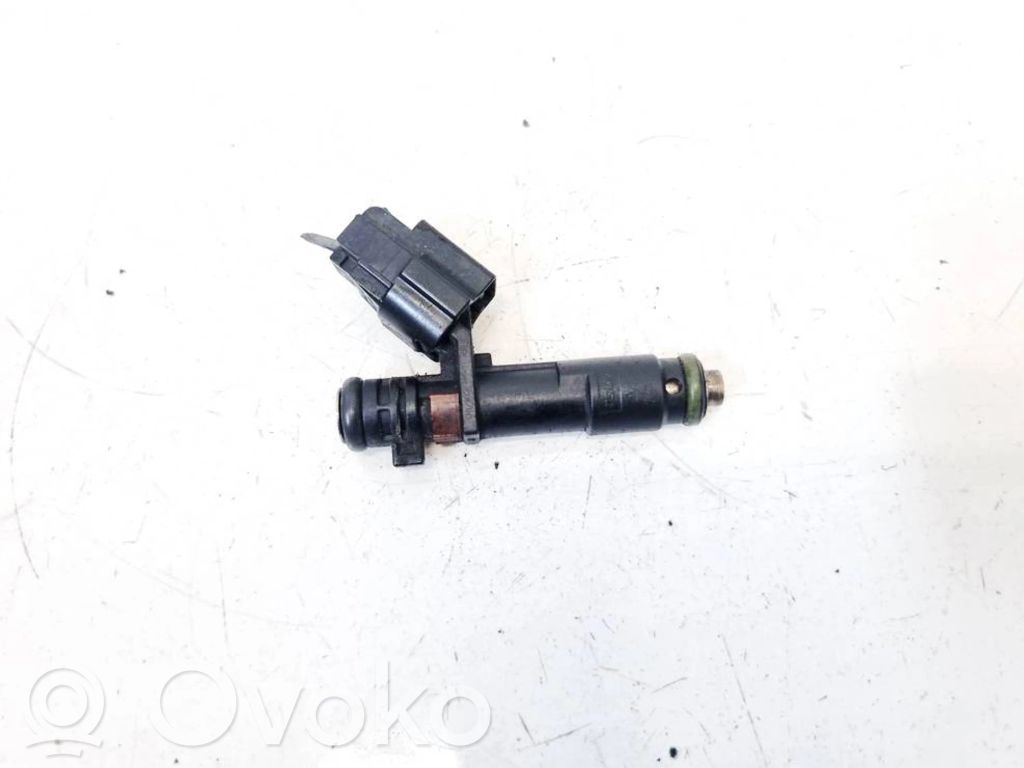Peugeot 407 Injecteur de carburant 