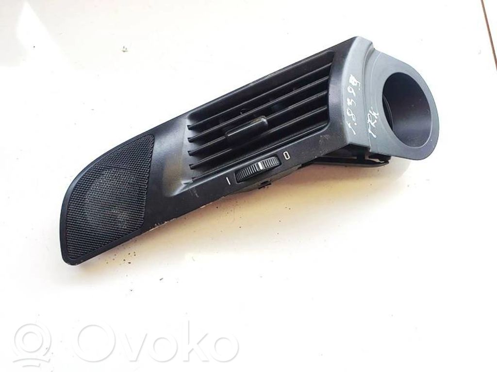 BMW 5 E39 Rejilla de ventilación central del panel 