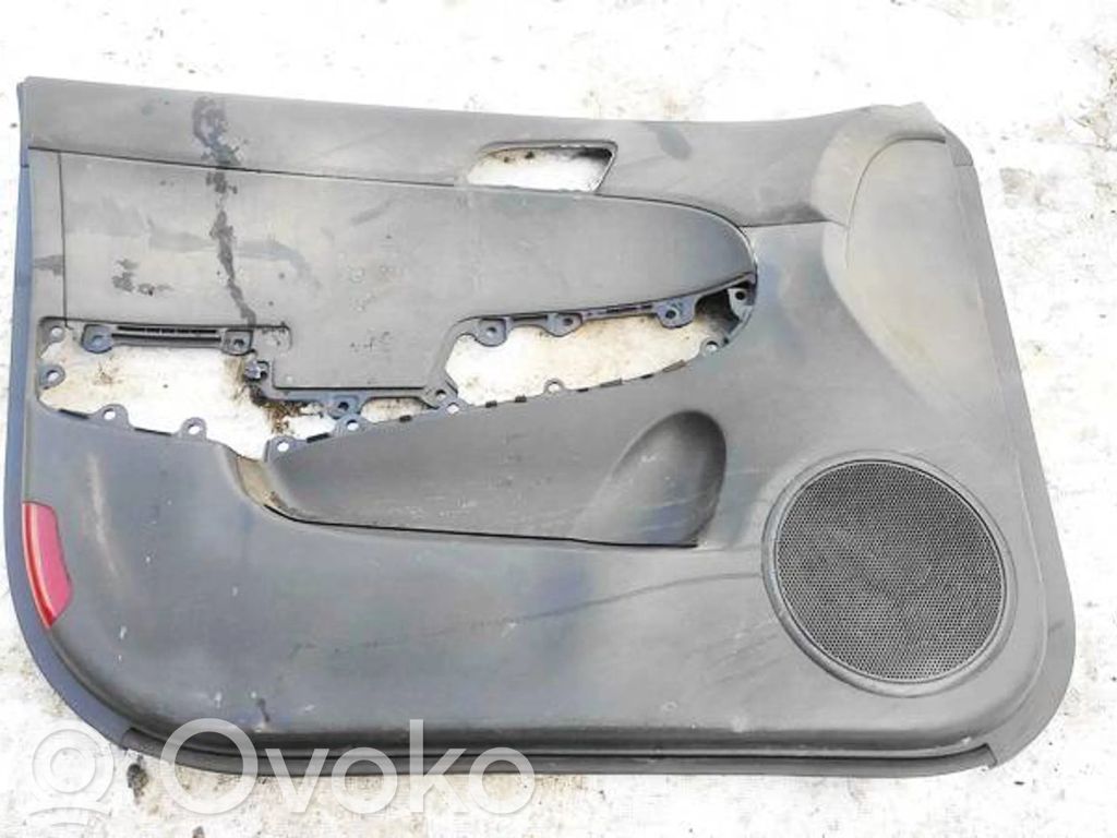 Hyundai i30 Boczki / Poszycie drzwi przednich 