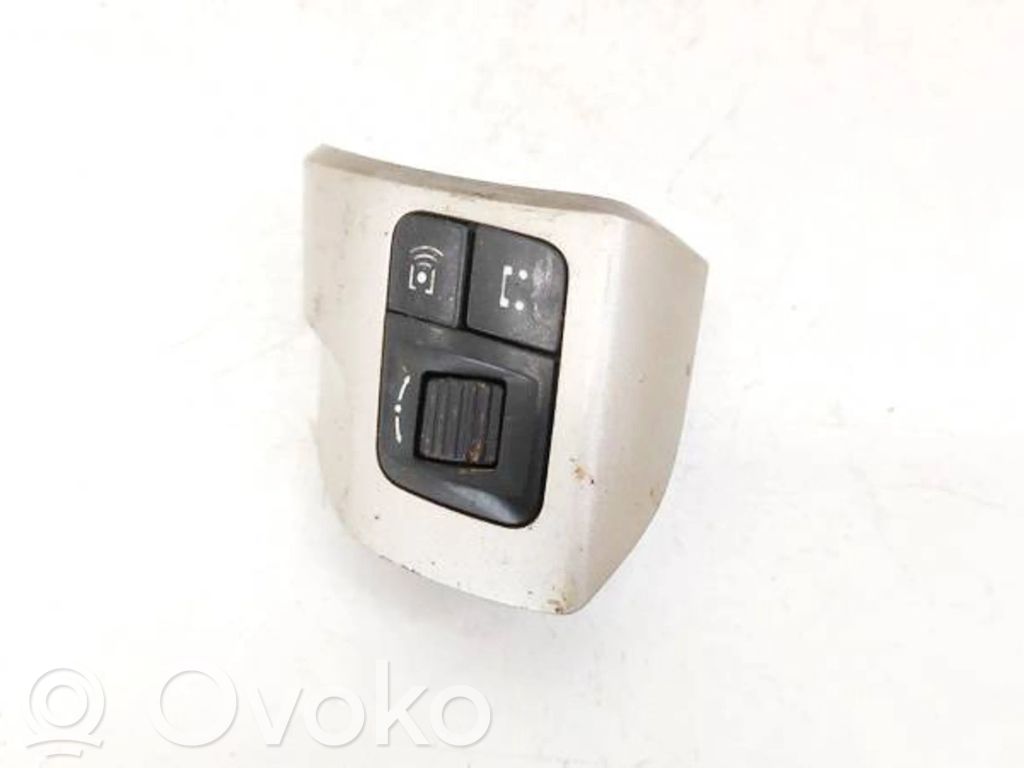 Opel Astra H Boutons / interrupteurs volant 