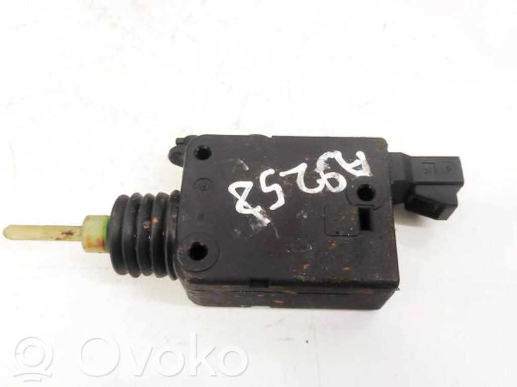 Opel Astra G Motor închidere centralizată 
