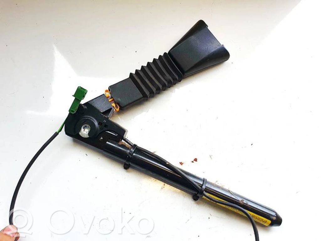 Opel Astra G Bridă fixare centură de siguranță față 