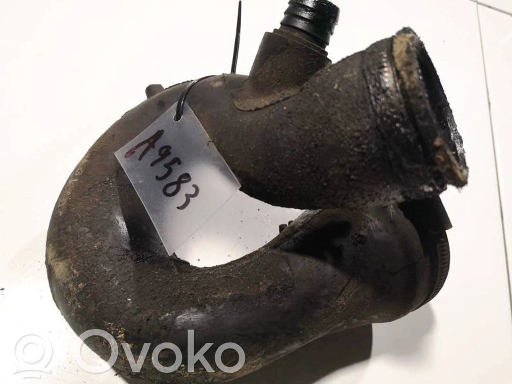 Audi 80 90 S2 B4 Tuyau de liquide de refroidissement moteur