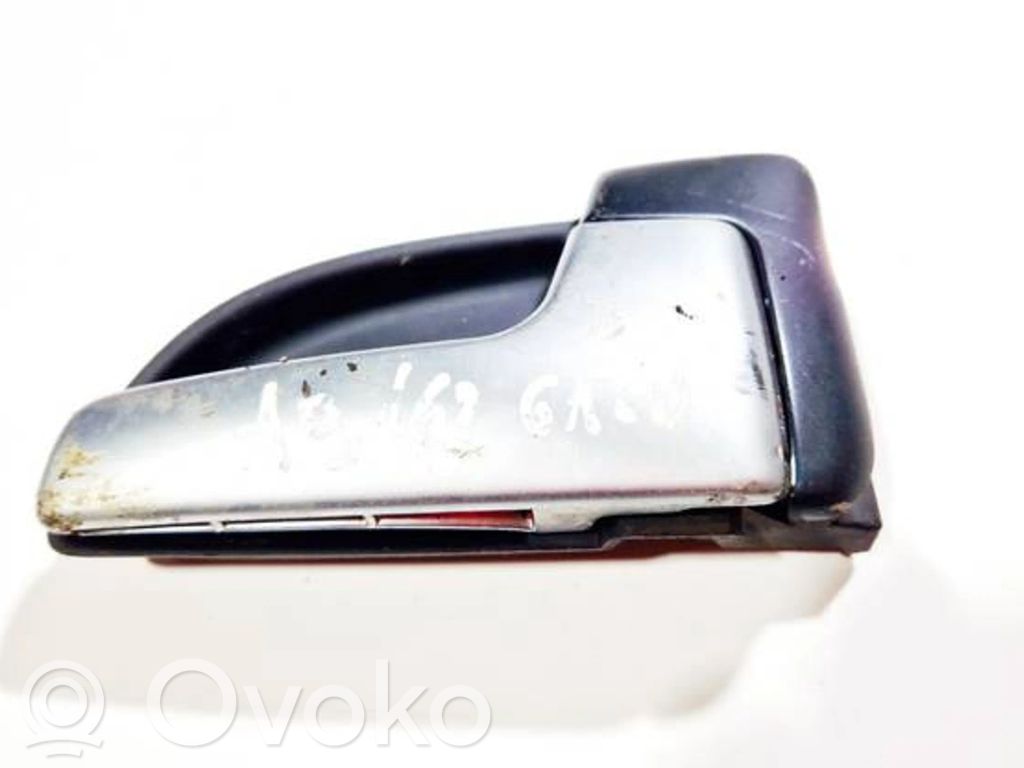 Manecilla interna puerta trasera   836211H000,836211H000,836211H000,836211H000
