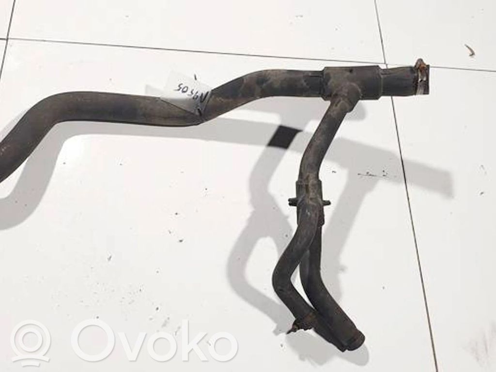 Engine coolant pipe/hose