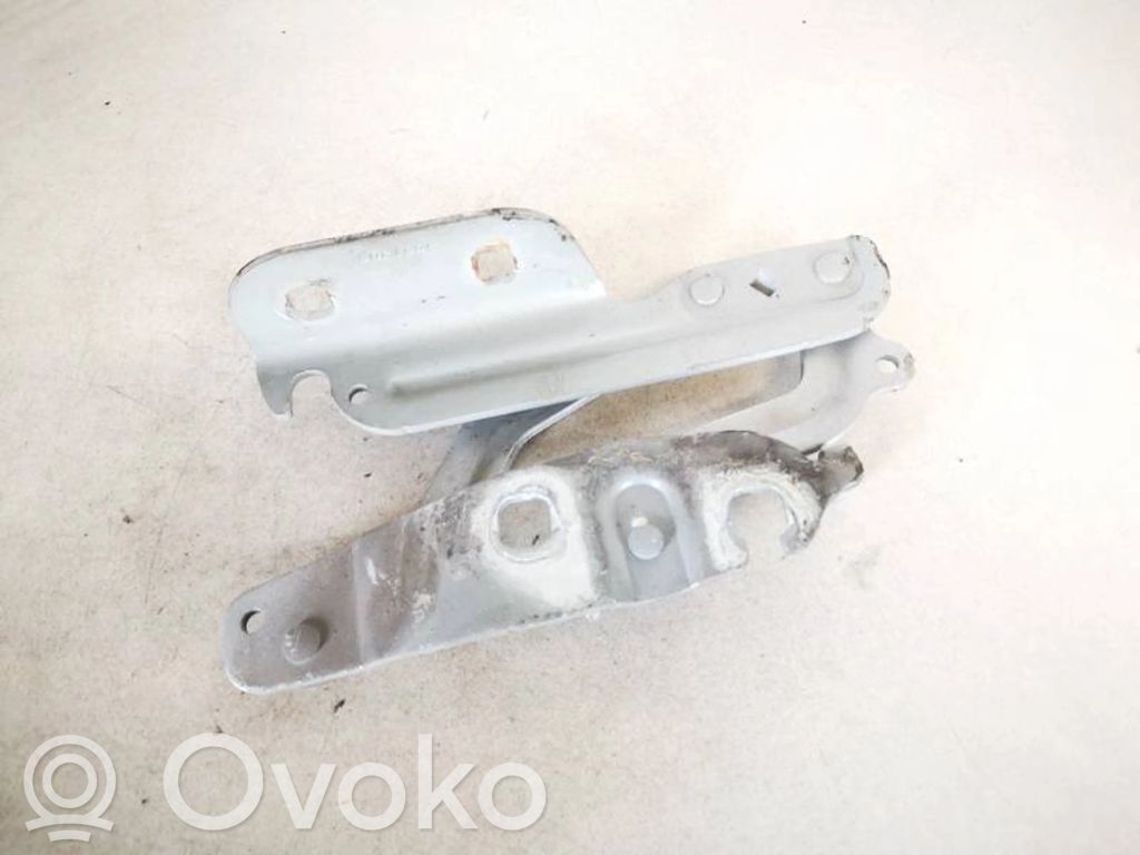 Ford Fiesta Zawiasy pokrywy / maski silnika 