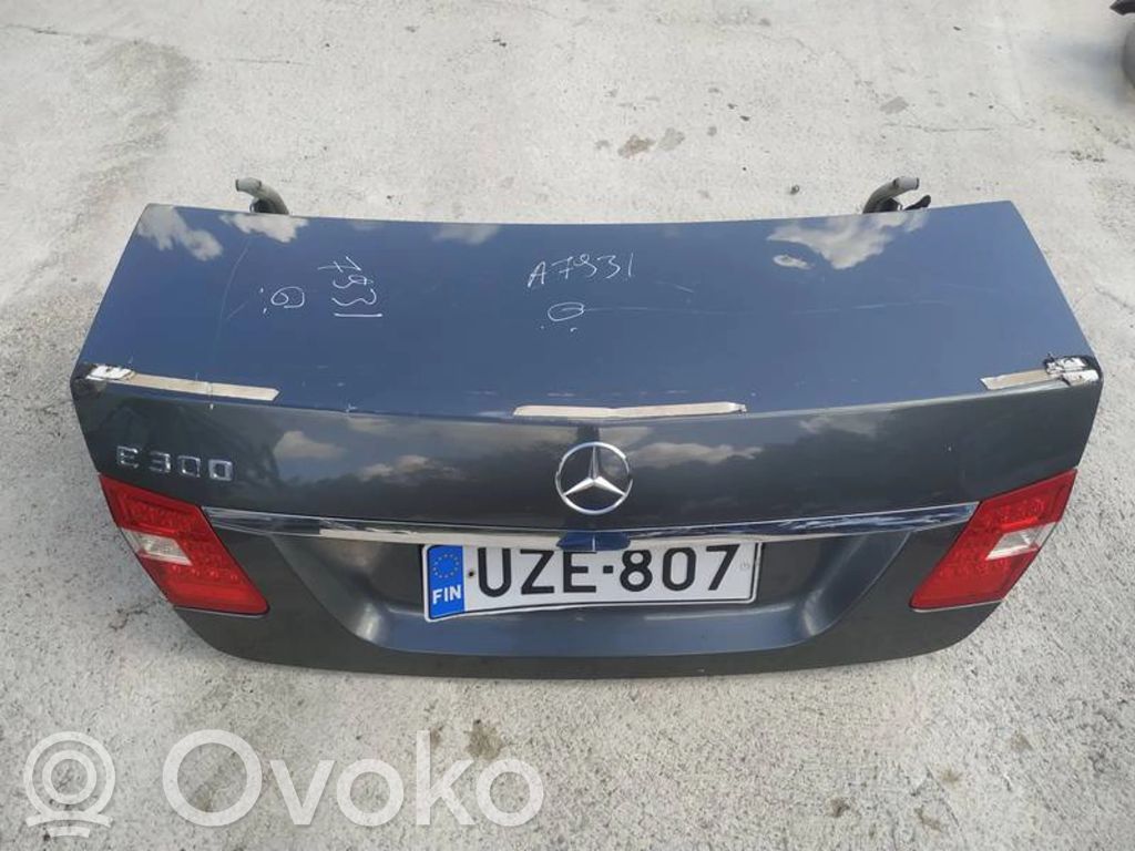Mercedes-Benz E W212 Couvercle de coffre 