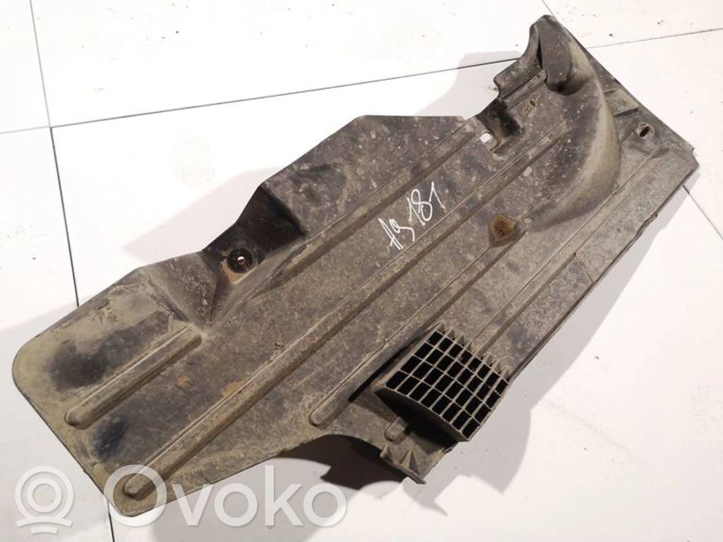 Volvo V50 Placa protectora/protector antisalpicaduras motor 
