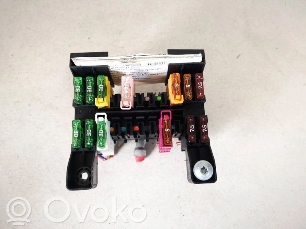 Mercedes-Benz E W211 Set scatola dei fusibili