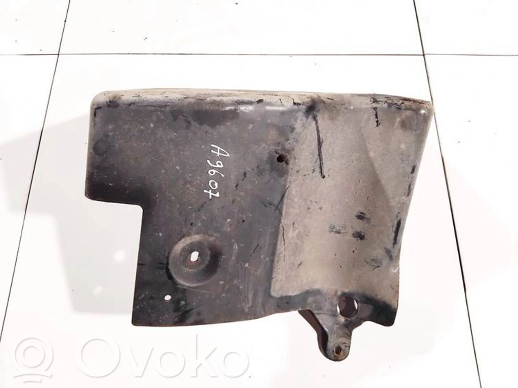 Opel Astra H Protezione anti spruzzi/sottoscocca del motore