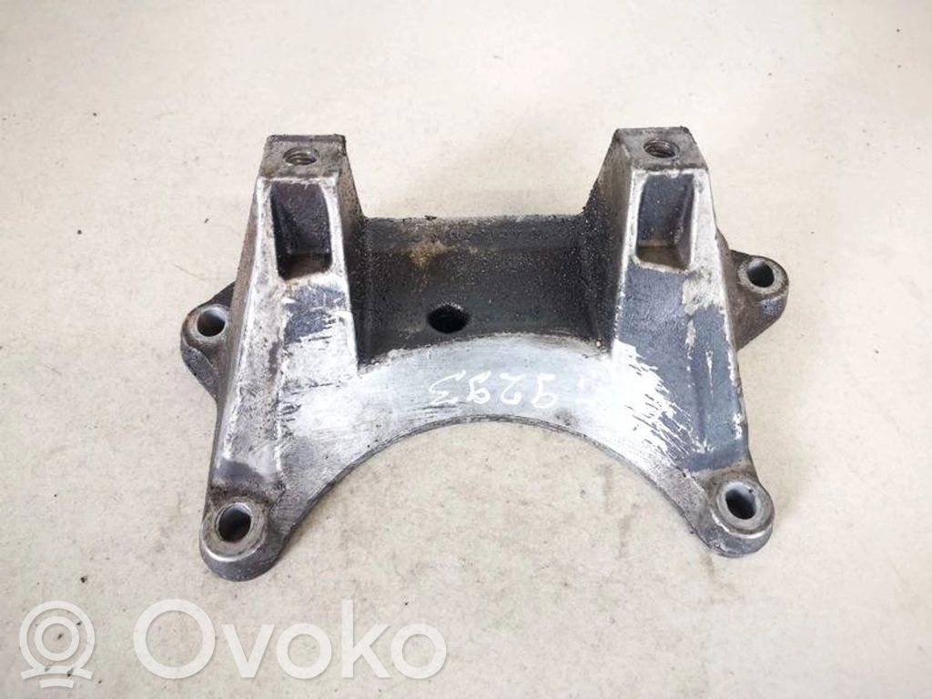 Mercedes-Benz CLS C219 Supporto di montaggio del motore (usato)