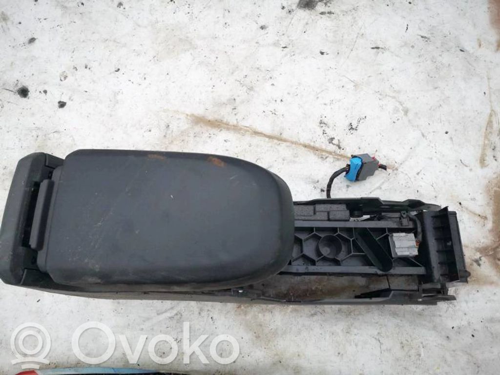Ford Kuga I Cotieră 