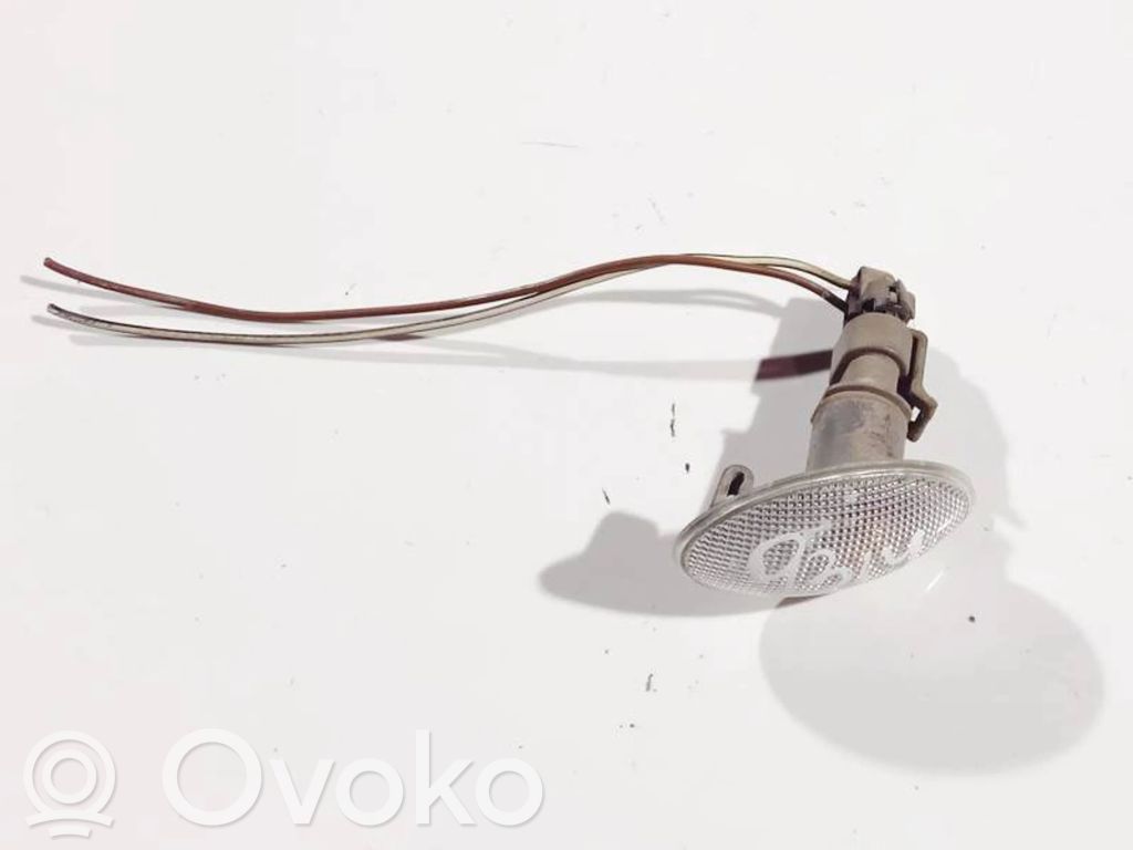 Opel Meriva A Feu clignotant répétiteur d'aile avant