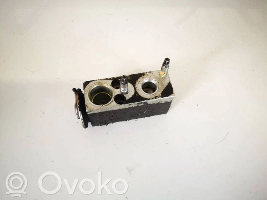 Ford Mondeo MK IV Valvola ad espansione dell’aria condizionata (A/C)