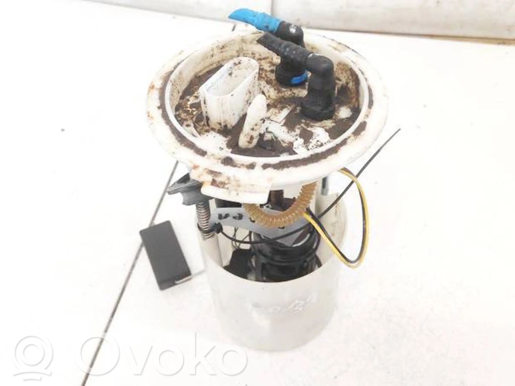 Volkswagen Jetta V Pompa carburante immersa 
