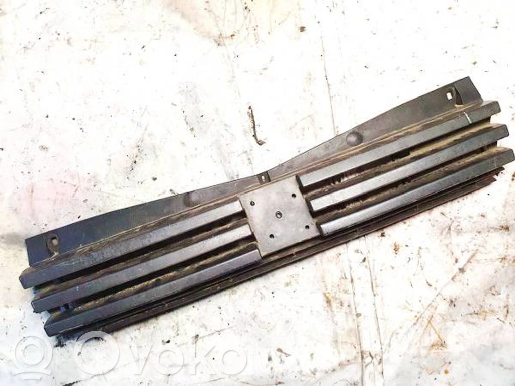 Peugeot 205 Griglia anteriore 