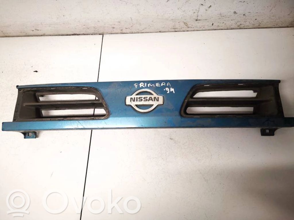 Nissan Primera Rejilla delantera 