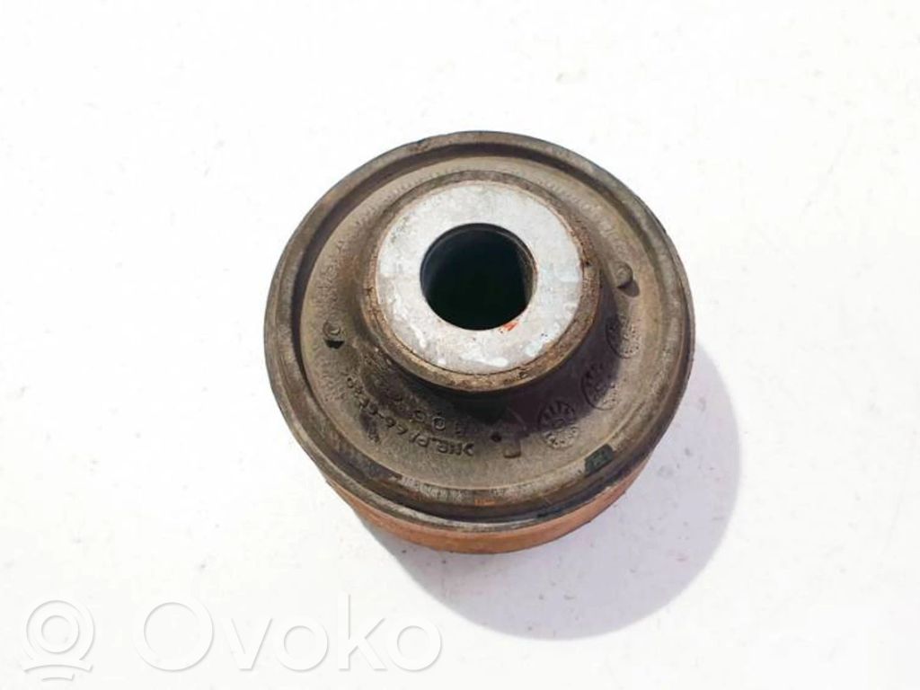 Land Rover Discovery 3 - LR3 Wspornik / Mocowanie silnika
