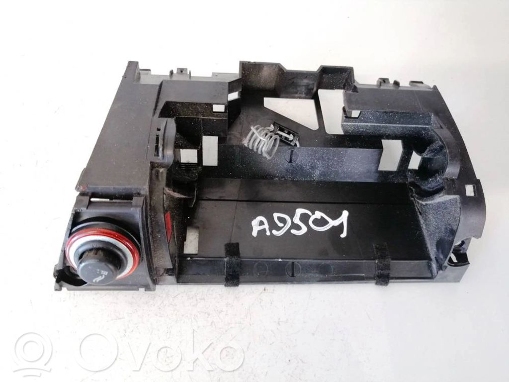 Cenicero del coche   1T1857961,1T1857961F71N,1T1857961,1T1857961F71N