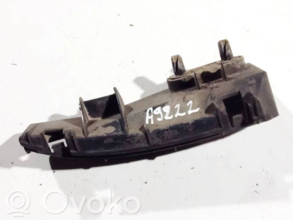 Toyota Corolla Verso AR10 Staffa di rinforzo montaggio del paraurti posteriore