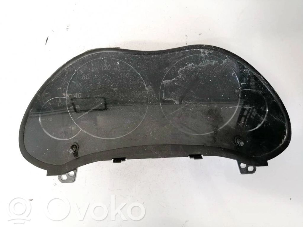 Toyota Avensis T250 Geschwindigkeitsmesser Cockpit 