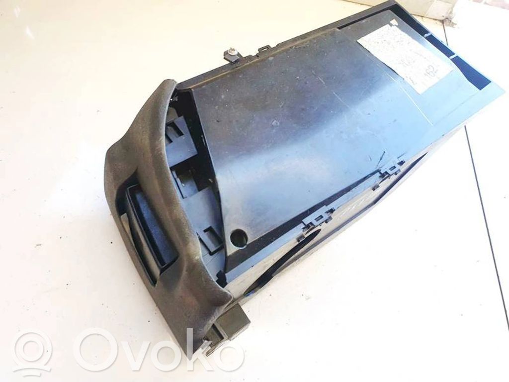 Audi A6 S6 C5 4B Guantera 
