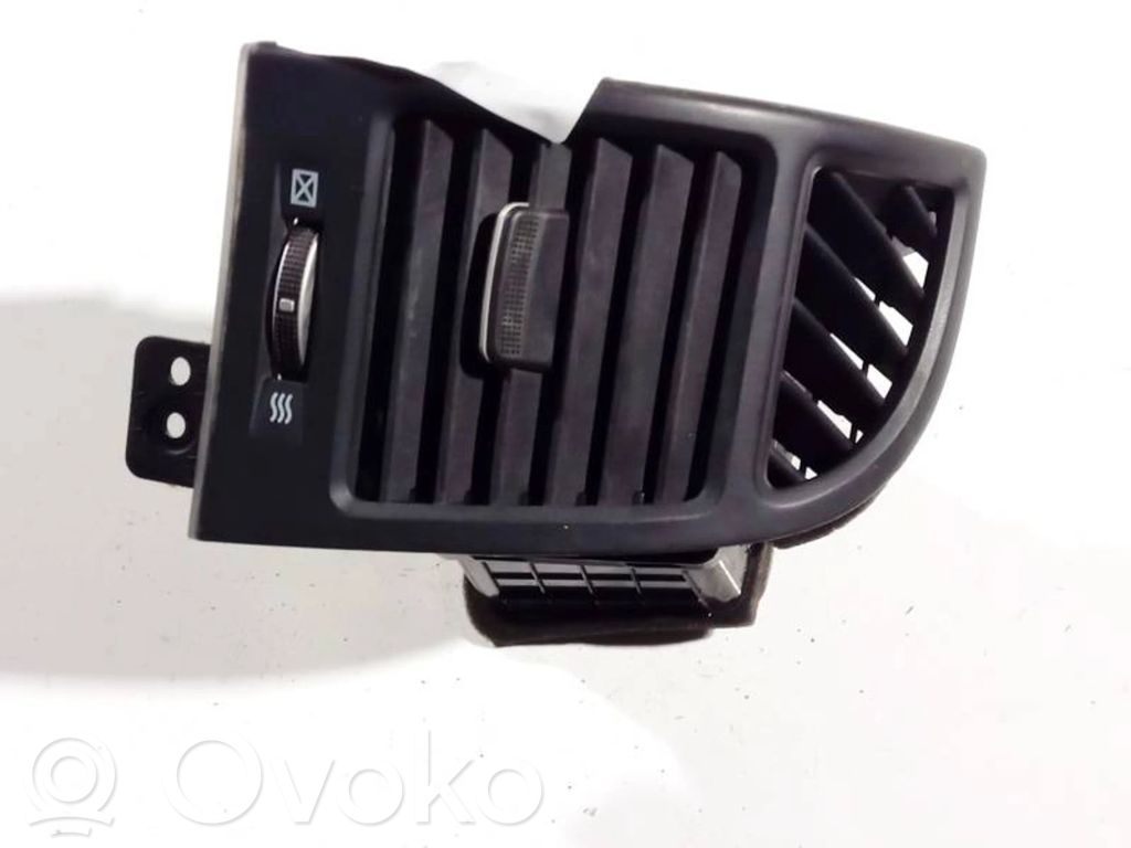 Hyundai Santa Fe Rejilla de ventilación central del panel 