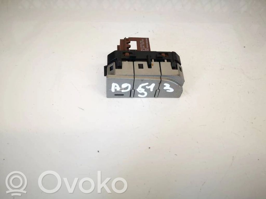 Citroen C5 Central locking switch button 
