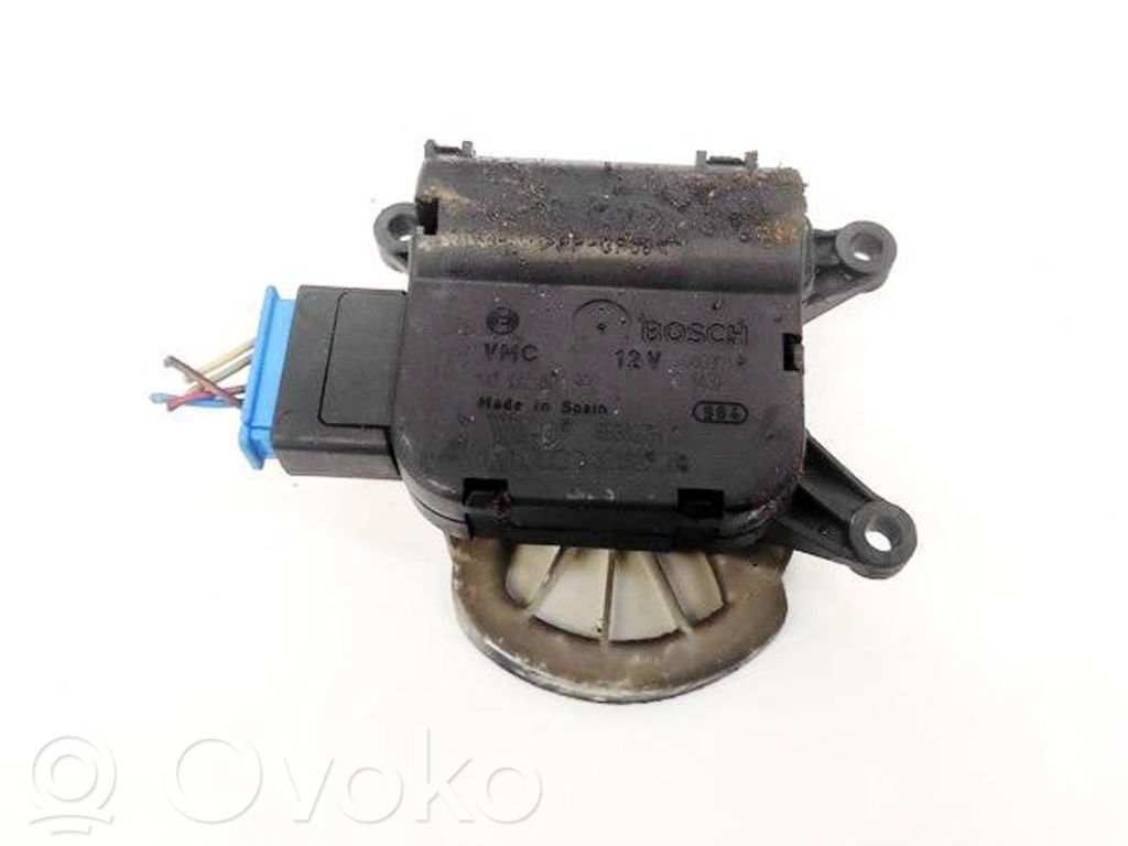 Audi A4 S4 B6 8E 8H Motorino attuatore aria