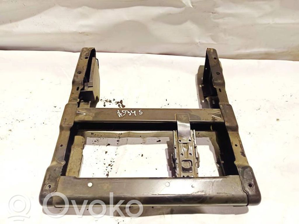 Opel Zafira A Base del sedile del conducente