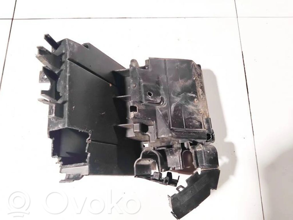 Citroen C4 I Sulakerasian kansi 