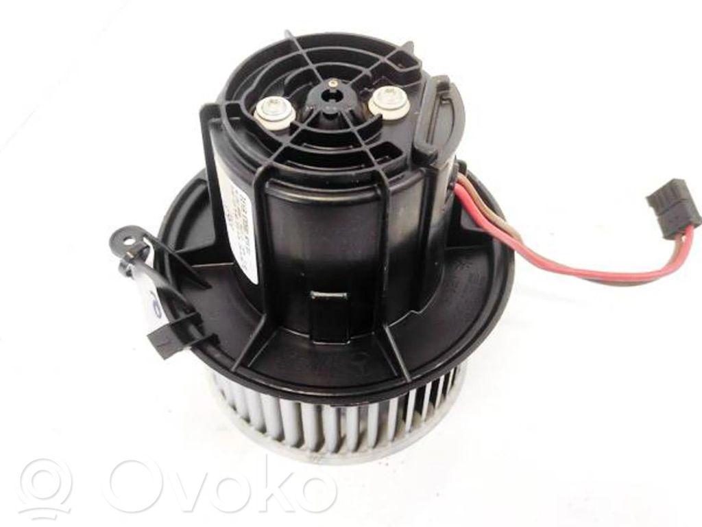 Mercedes-Benz C W204 Ventilator aerotermă 