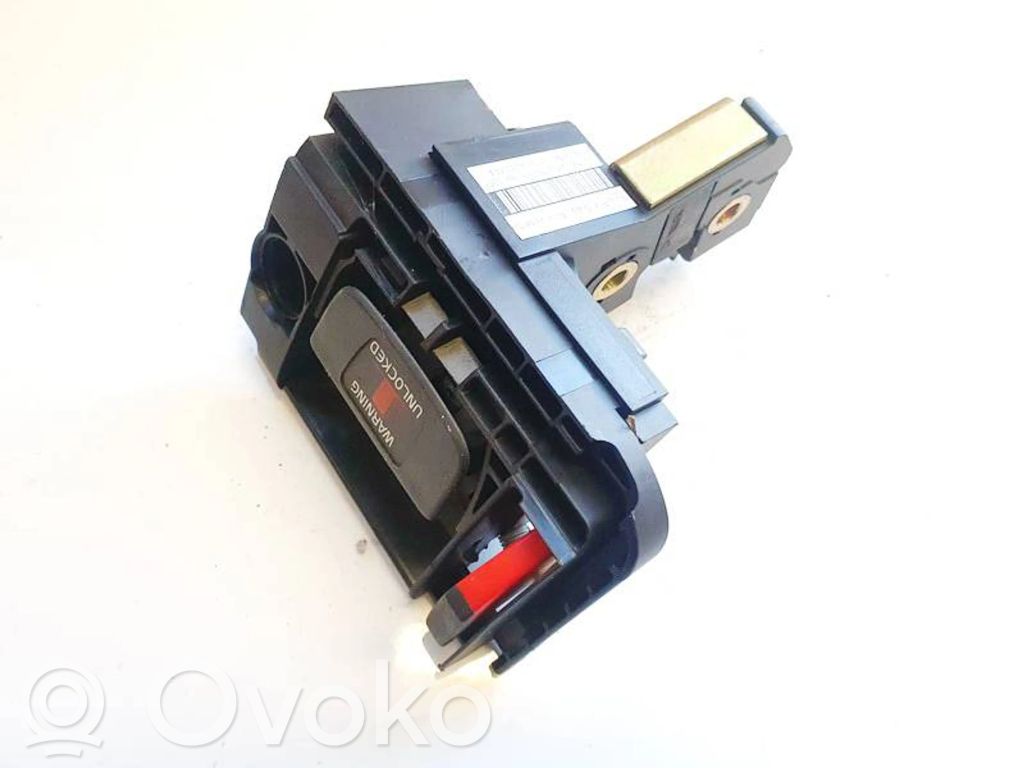 Volvo V50 Zatrzask blokady oparcia fotela 