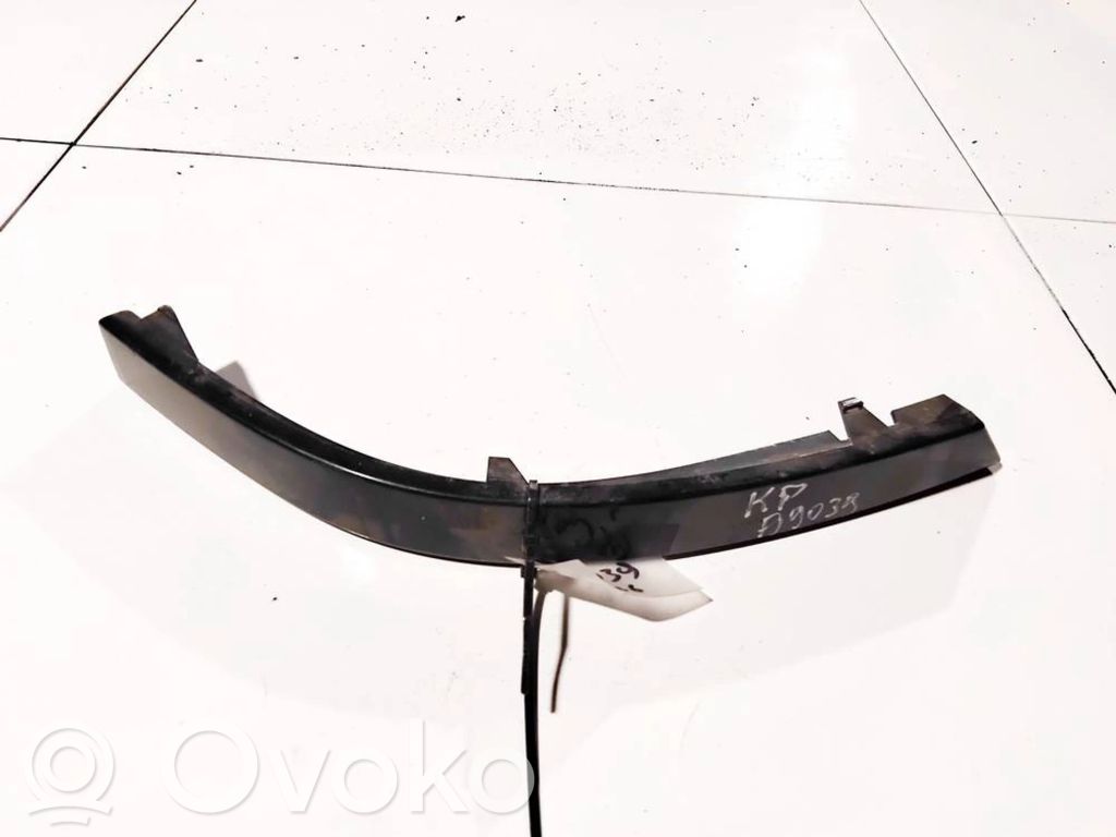 BMW 7 E65 E66 Moulure sous phares 