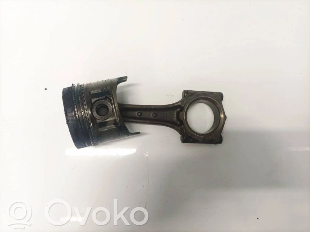 Opel Combo B Piston cu bielă 