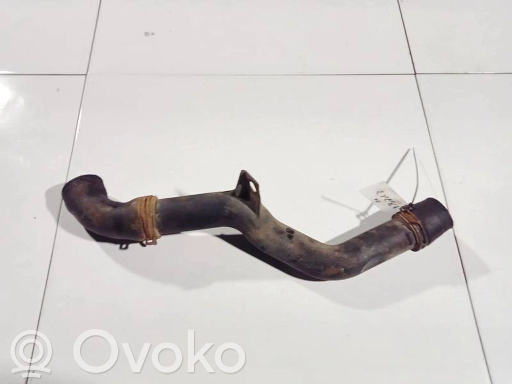 Volkswagen PASSAT B4 Wąż / Rura intercoolera 