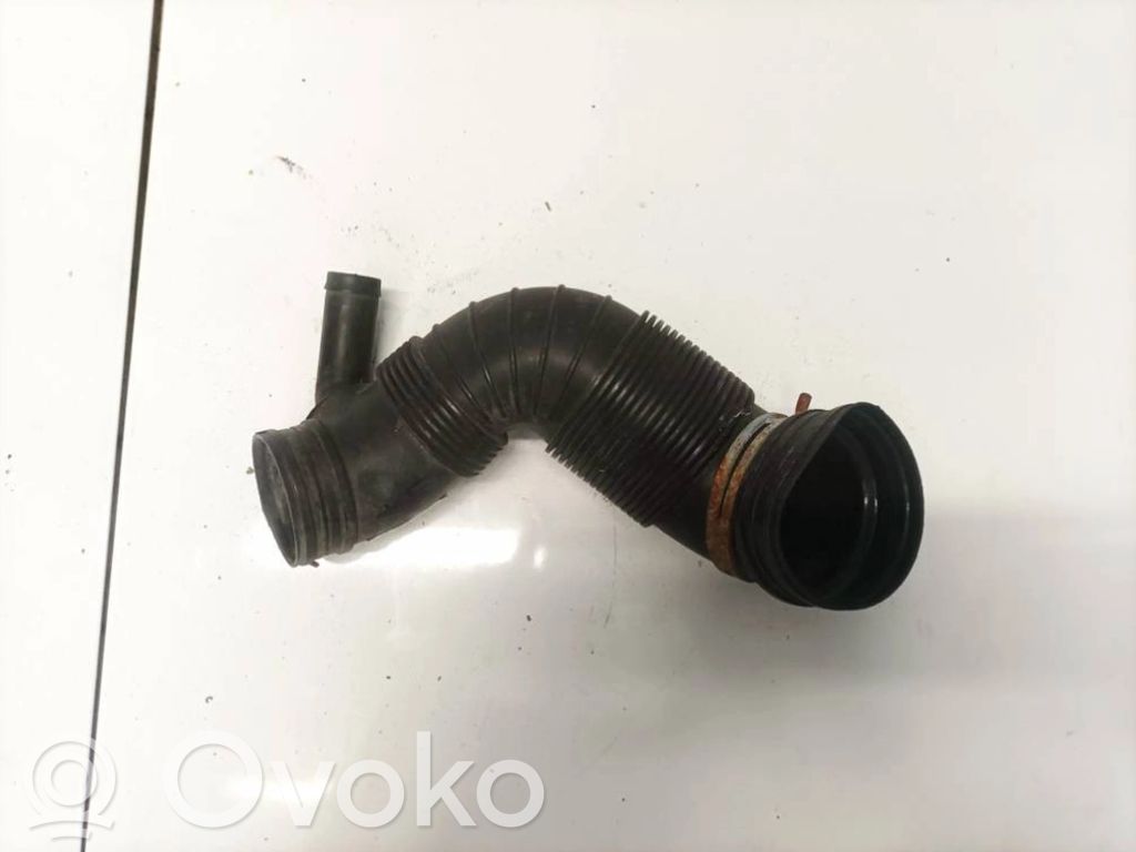 Volkswagen PASSAT B6 Conductă/furtun admisie aer