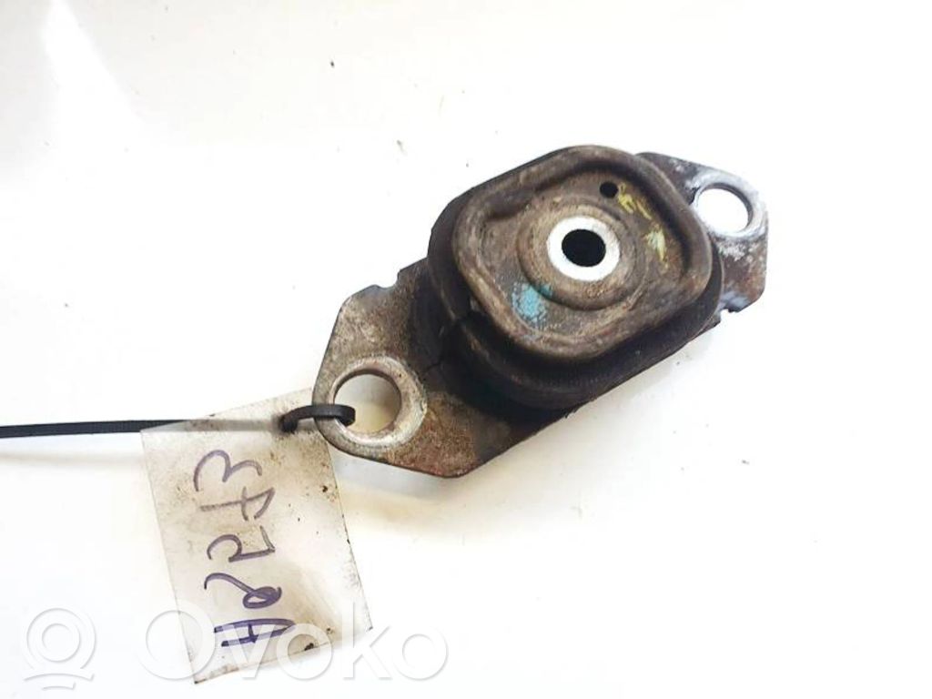 Nissan NV200 Engine mount bracket 