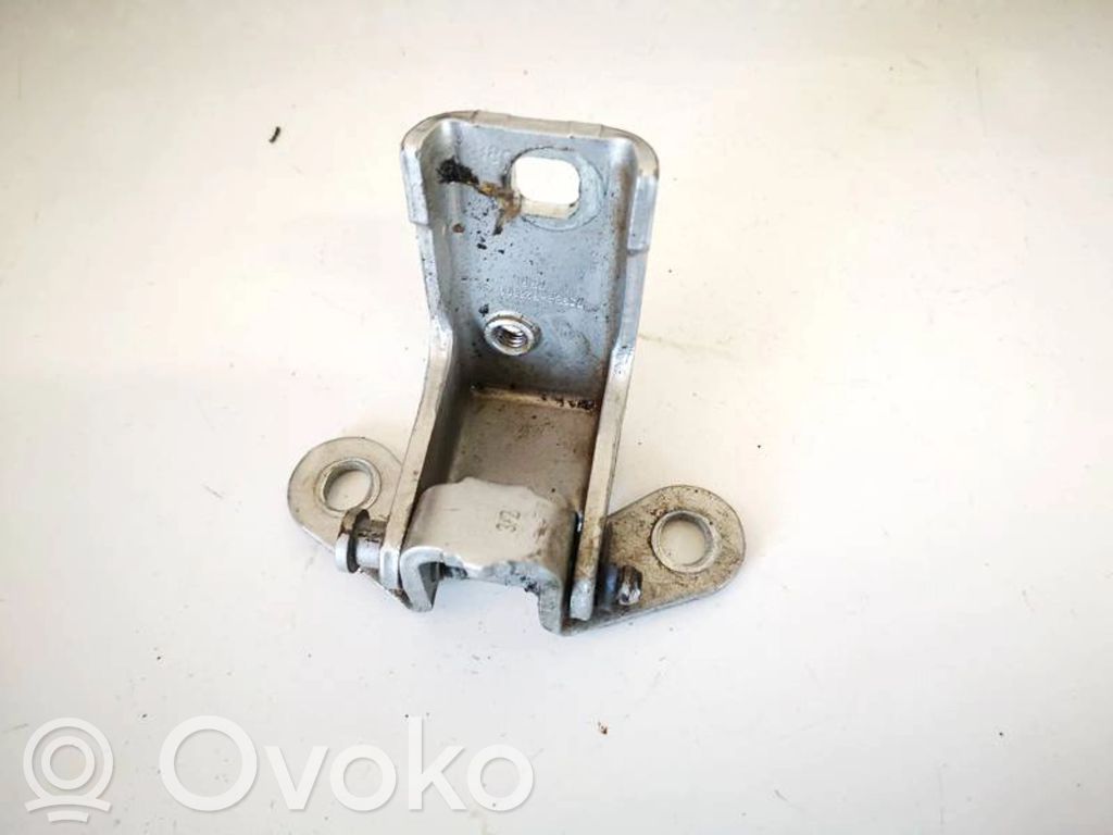 Ford Mondeo Mk III Charnière inférieure de porte arrière 