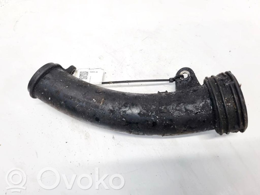 Mercedes-Benz C AMG W204 Tube d'admission de tuyau de refroidisseur intermédiaire 
