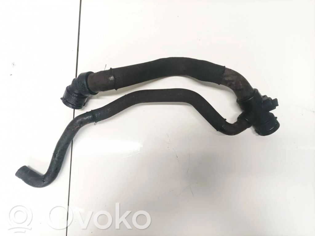 Audi A4 S4 B6 8E 8H Przewód / Wąż chłodnicy 