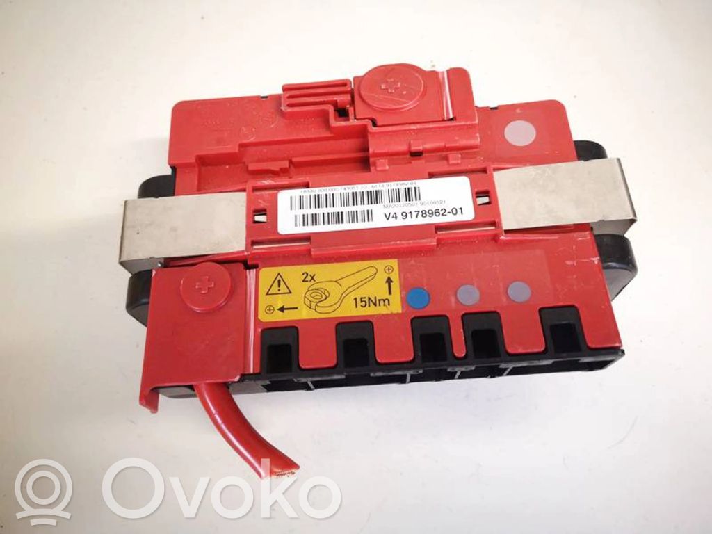 Fuse box set   917896201,917896201,6114917896201,917896201