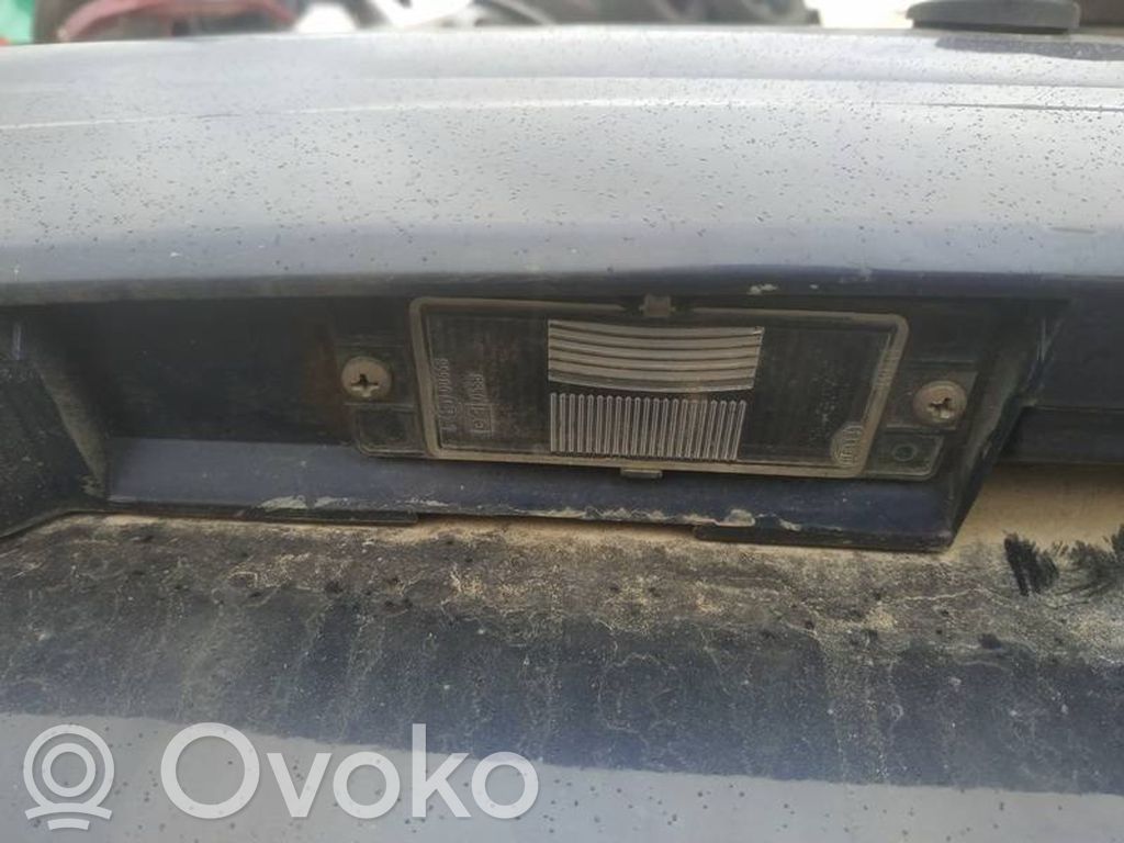 Mitsubishi Space Star Éclairage de plaque d'immatriculation