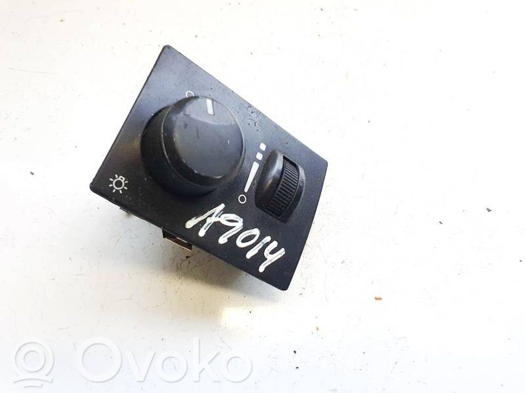 Dodge Magnum Light switch 