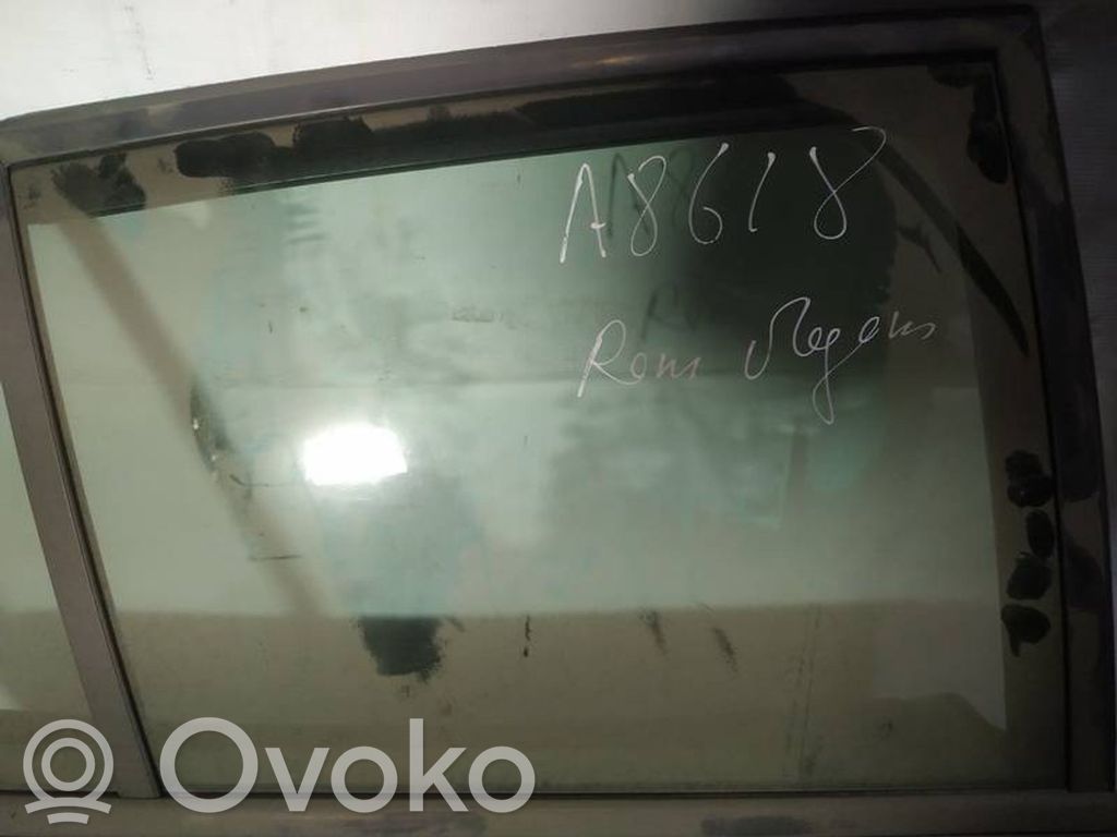 Renault Megane II Vetro del finestrino della portiera posteriore