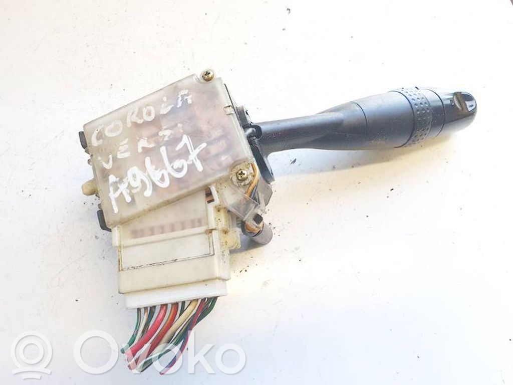 Toyota Corolla E120 E130 Palanca de intermitentes 