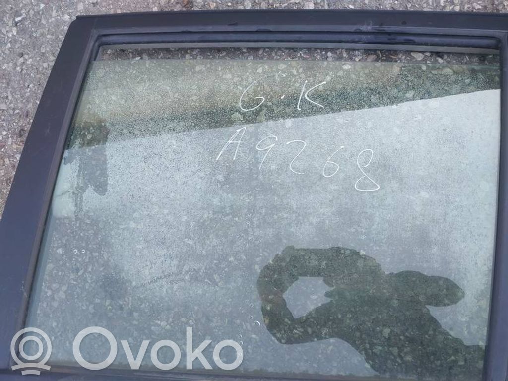 Toyota RAV 4 (XA20) Vetro del finestrino della portiera posteriore 