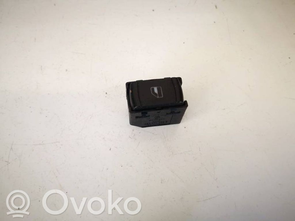 Volkswagen Golf IV Comutator comandă geamuri electrice 